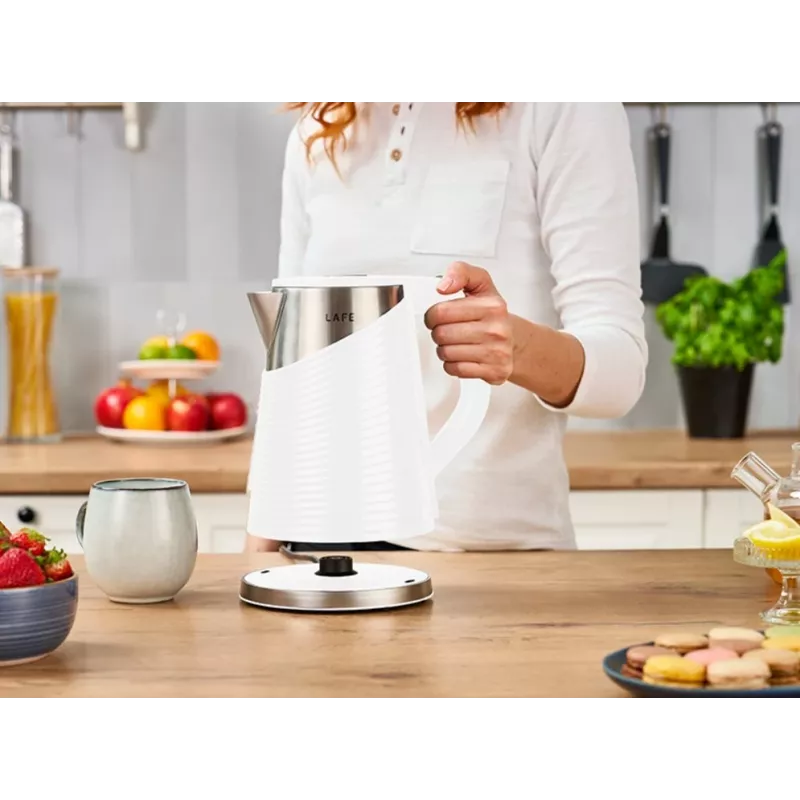 Chaleira elétrica LAFE 1,8L 2200W branco