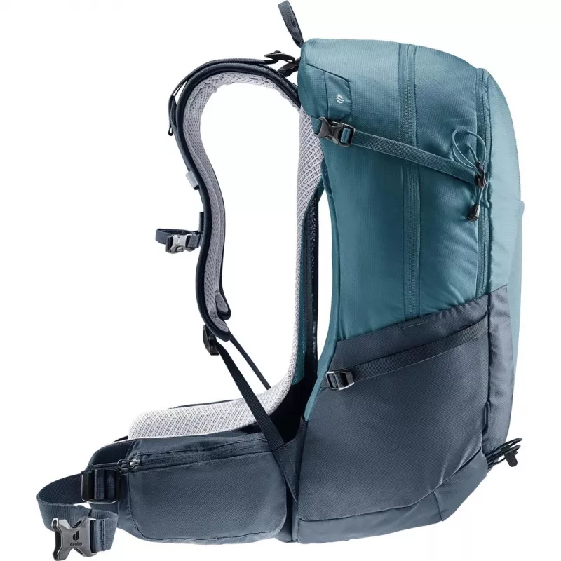 Mochila de caminhada DEUTER Futura 27 — 27 l de capacidade, modelo 340032113740