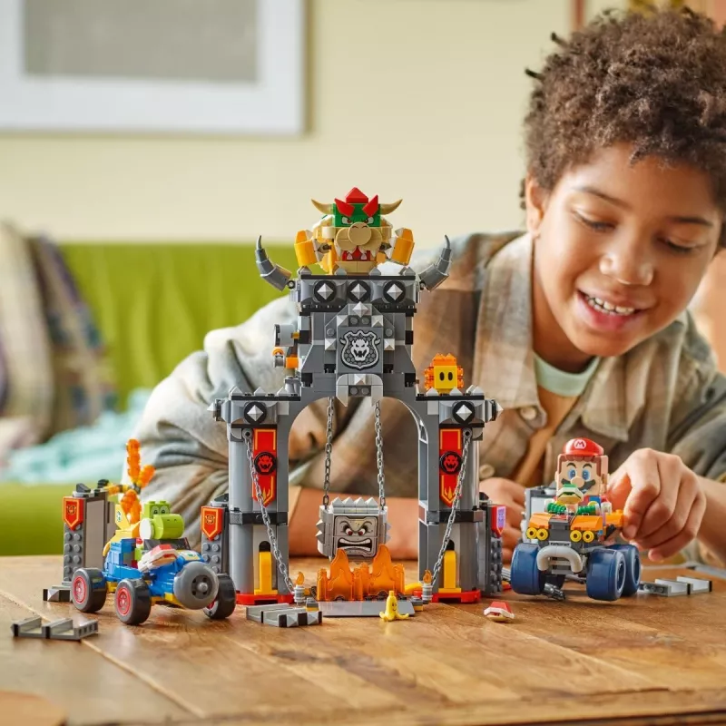 Brinquedo de construção LEGO 72039 Super Mario Fortaleza do Bowser com Mario Kart, conjunto interativo