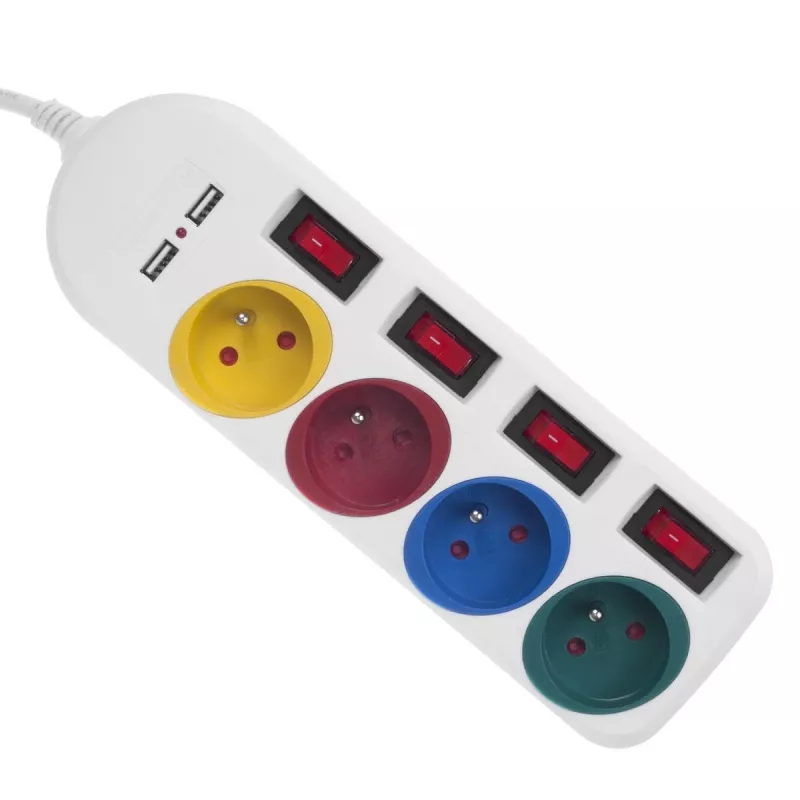 Extensão elétrica MACLEAN MCE229W — 4 tomadas, 2× USB, cabo de 1,5 m, tipo F, 10 A, branco