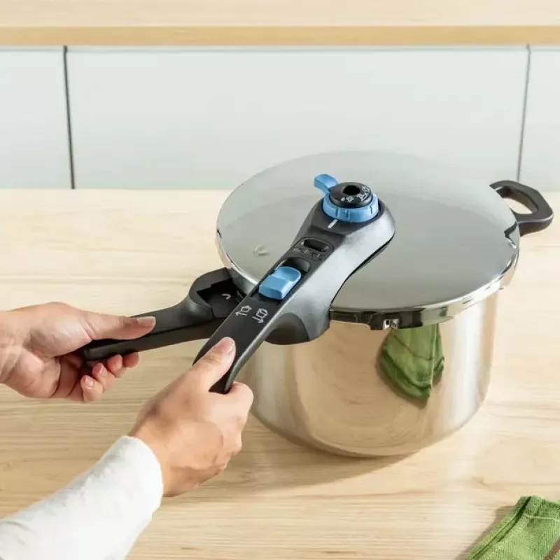 Panela de pressão Tefal SECURE TRENDY 6L com cesto de vapor em aço inoxidável, adequada para indução