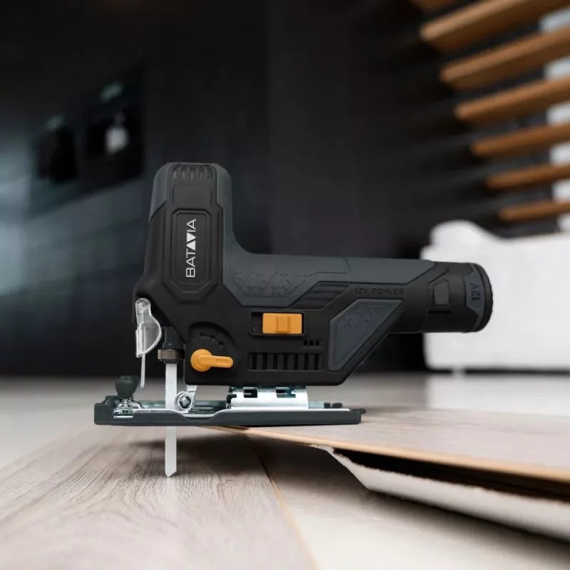 Batavia B.V. | Serra de recortar a bateria 12V - Conjunto Fixxpack 2.0 (incl. bateria 2,0Ah e cabo de carregamento USB-C)