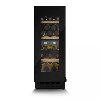 Frigorífico de vinho de encastre Caso WineDeluxe WDU 18 – capacidade para 18 garrafas, classe de eficiência energética E, preto