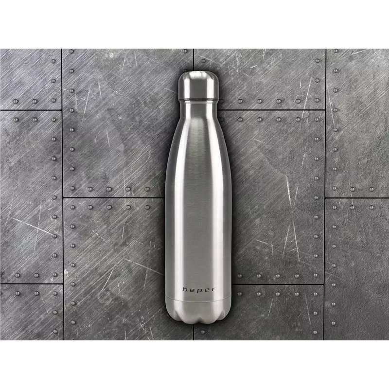Chaleira Beper BI.505 0,5 L design compacto, resistência em aço inoxidável, jarro sem fios