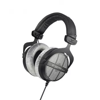 Auscultadores de estúdio Beyerdynamic DT 990 PRO 250 Ω — fechados, circumaurais, com fios, cabo de 3 m, 96 dB, 5–35 kHz