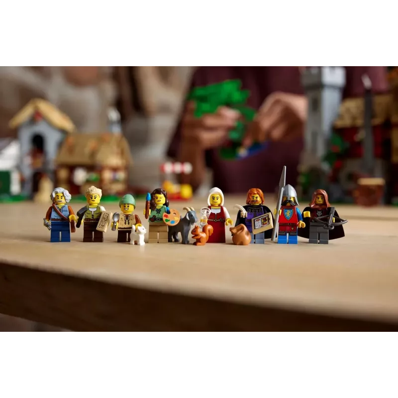 LEGO ICONS 10332 Praça Medieval