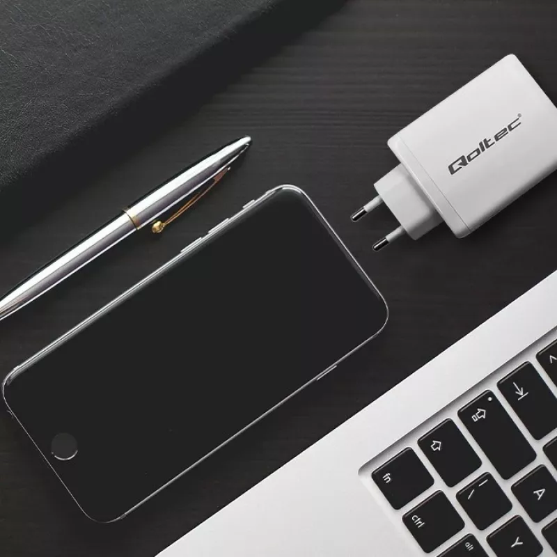 Carregador QOLTEC 100W GaN USB-C Dual PD 5–20V 1,5–5A, 2×USB-C