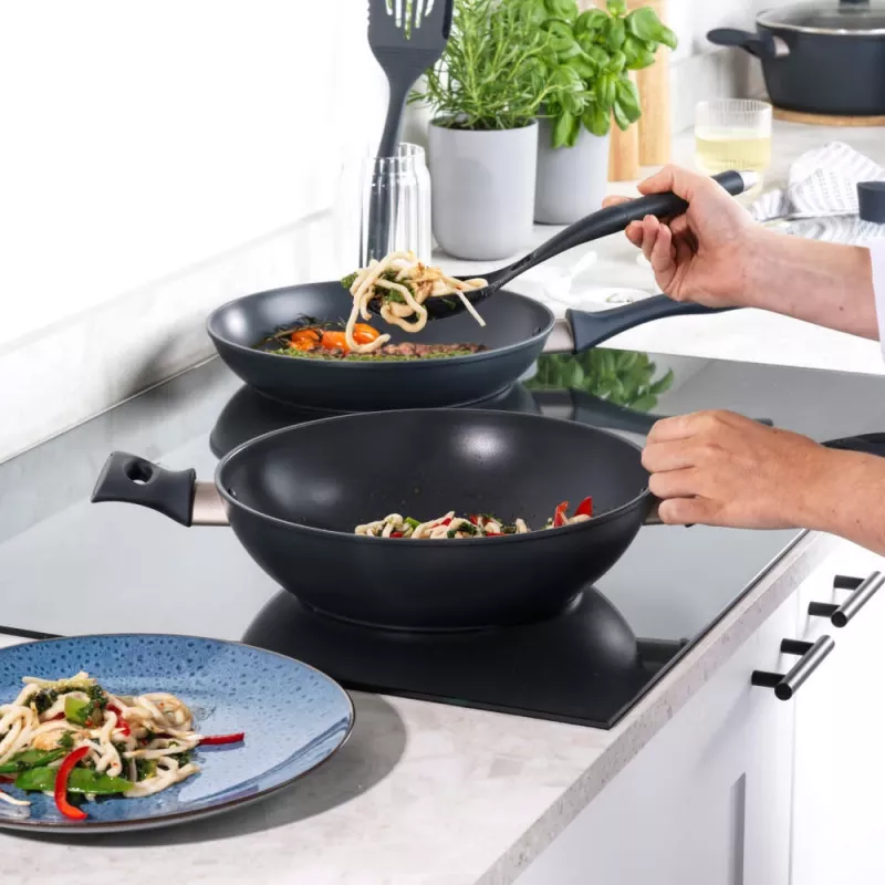 Wok Salter BW12267EU7 28 cm antiaderente, adequado a indução