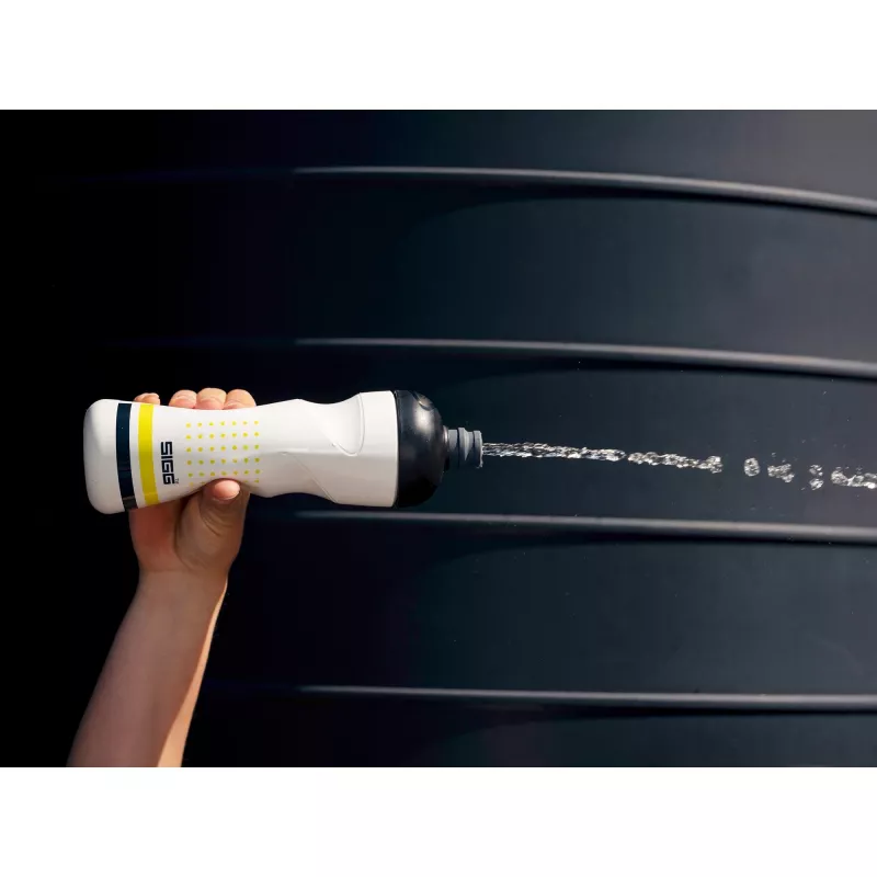 Garrafa de água Sigg 6005.80 — garrafa desportiva de plástico 750 ml, branca, 236 mm de altura