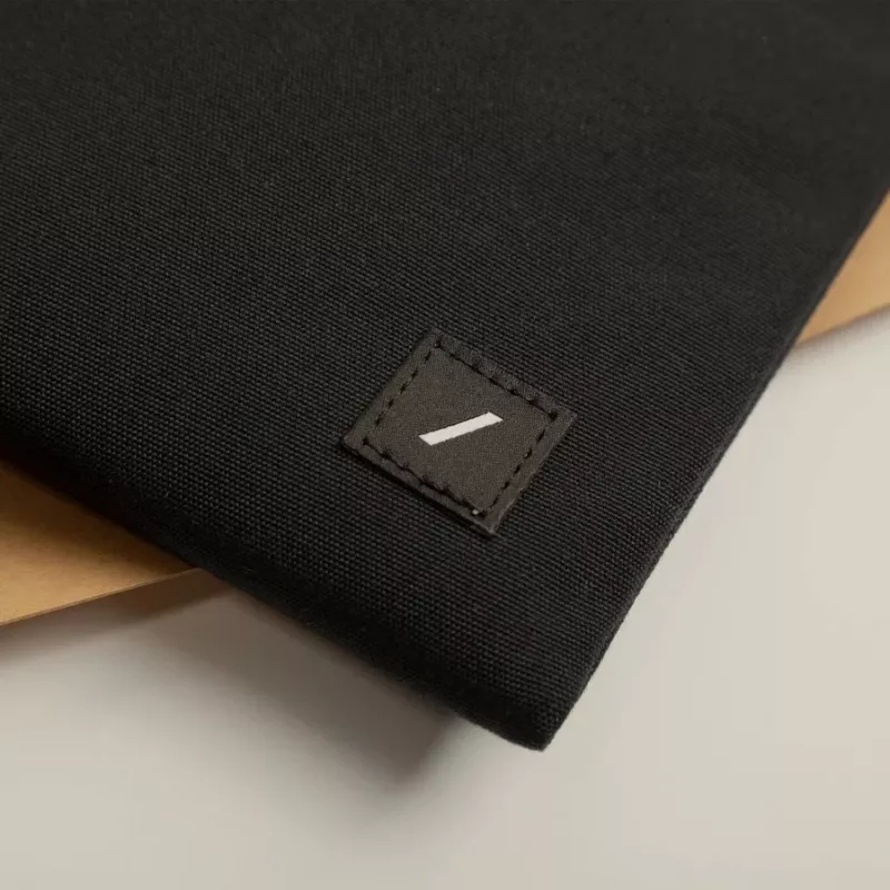 Capa sleeve Native Union W.F.A Sleeve para MacBook 14