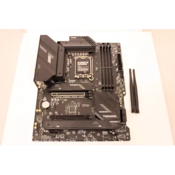 Motherboard MSI MAG B760 TOMAHAWK WIFI (recondicionada, sem embalagem original e manual)