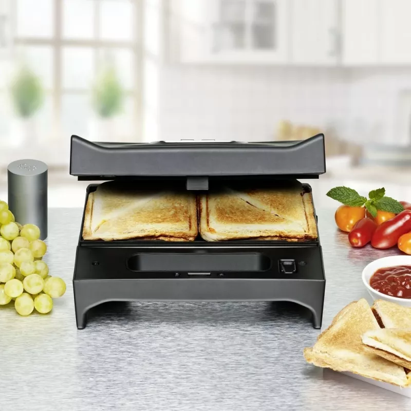 Sanduicheira Rommelsbacher SWG 700 – grelhador elétrico compacto 3-em-1 com 3 placas intercambiáveis (sanduíche, waffle belga, grelhador), detalhes em aço inoxidável