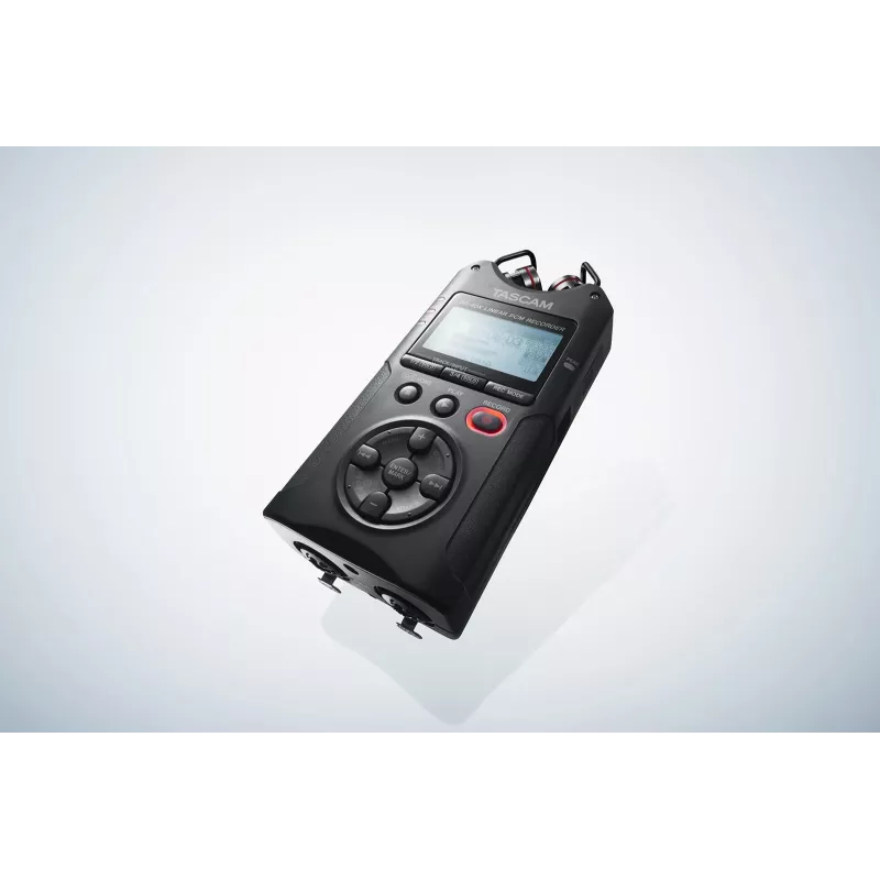 Tascam DR-40X - gravador digital portátil com interface USB, gravação estéreo 2 x