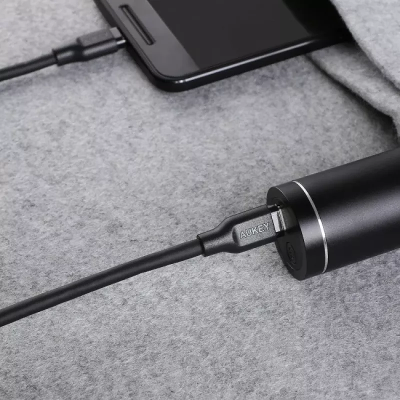 Cabo USB-C Aukey CB-CC1P 1 m, 60W PD, USB-C para USB-C