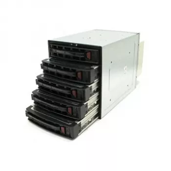Super Micro Supermicro CSE-M35TQ - Caixa para unidades de armazenamento com ventoinha - 8,9 cm (3.5) - preto (CSE-M35TQ/B)