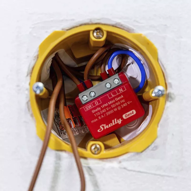 Interruptor inteligente Shelly 1PM Mini Gen4, sem fios 110–240 V AC, máx. 8 A / 2000 W, caixa de plástico 34×16×29 mm
