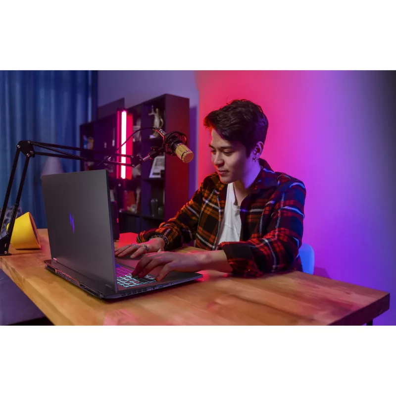Portátil Acer Nitro 18 AI AN18-61-R698, AMD Ryzen AI 7 PRO 350 3.5 GHz, 18 polegadas WQXGA 2560×1600, 16 GB DDR5, 1 TB SSD, NVIDIA GeForce RTX 5060, Windows 11 Home, Preto