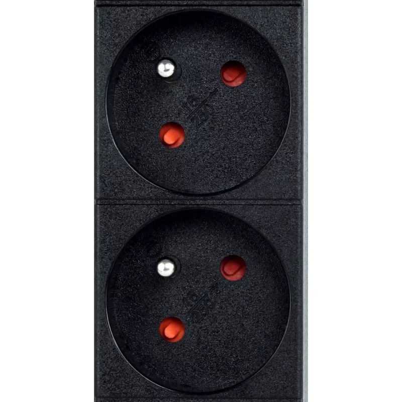 Unidade de distribuição de energia GEMBIRD EG-PDU-9F2F — 9 tomadas francesas (tipo E), rack 1H, 16A, cabo de 2 m