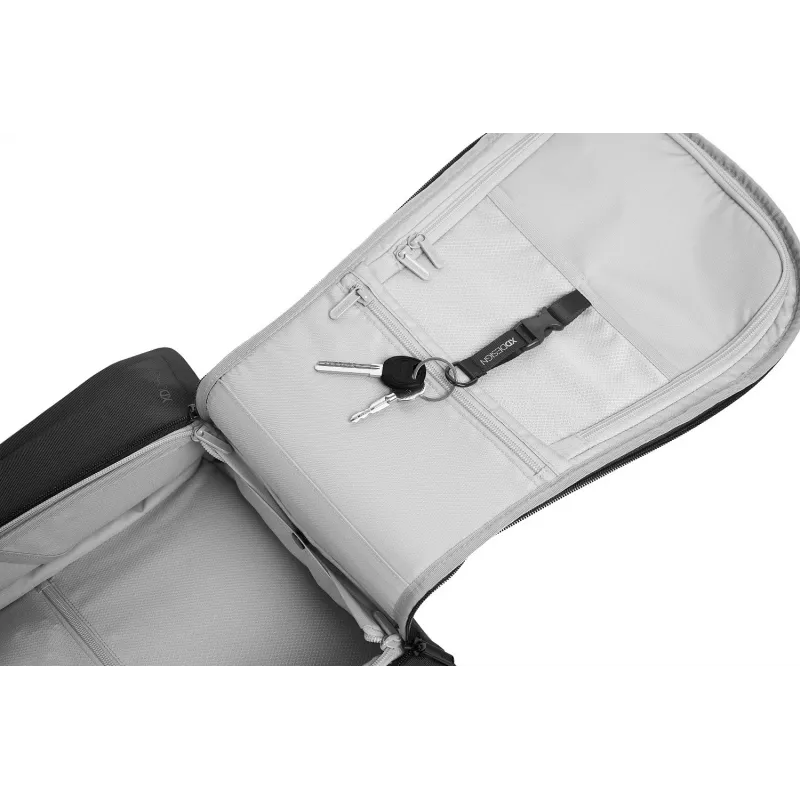 Mochila XDDESIGN Bizz preta — repelente à água, leve, modelo P705.931