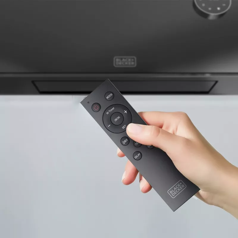 Aquecedor de parede Black & Decker BXWSH2001E 2000W, termostato ajustável, IP22, indicador LED, comando à distância, montagem na parede