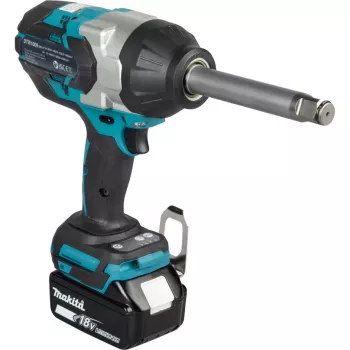 Parafusadeira de impacto Makita DTW1005Z preta