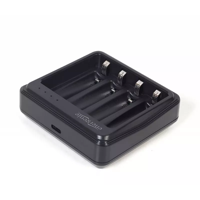 Carregador de pilhas Gembird BC-USB-03 compatível com USB AA AAA preto