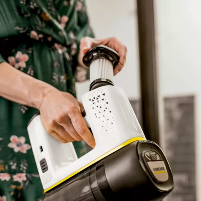 Aspirador vertical Karcher VC 6 Cordless ourFamily Duo — aspirador vertical sem fios, 25,2 V, 0,8 L, HEPA 12, 50 min de autonomia