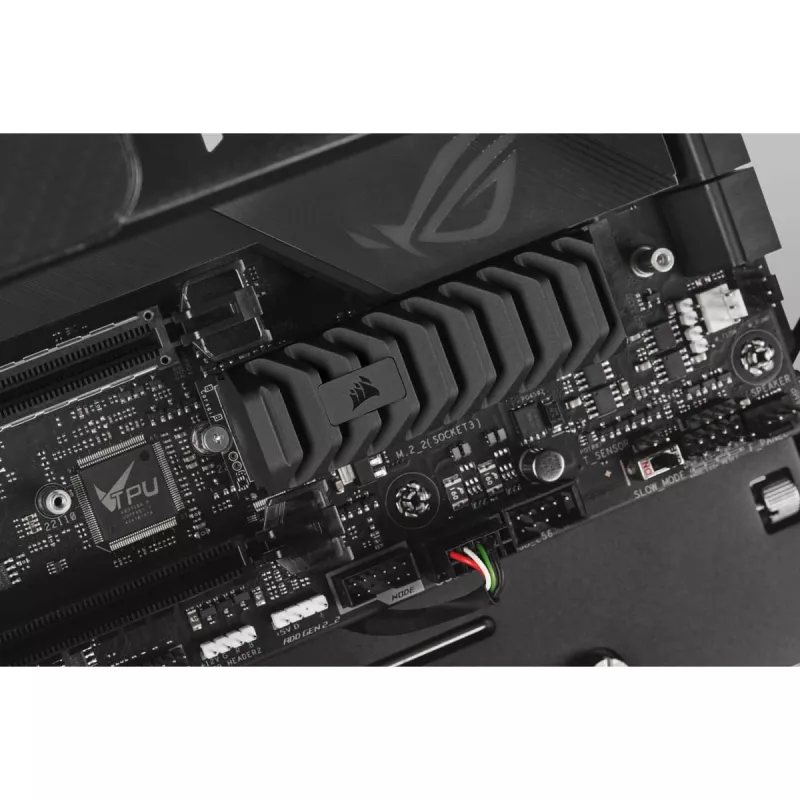 Unidade SSD Corsair MP600 PRO XT 8 TB M.2 PCIe 4.0 NVMe, dissipador de calor