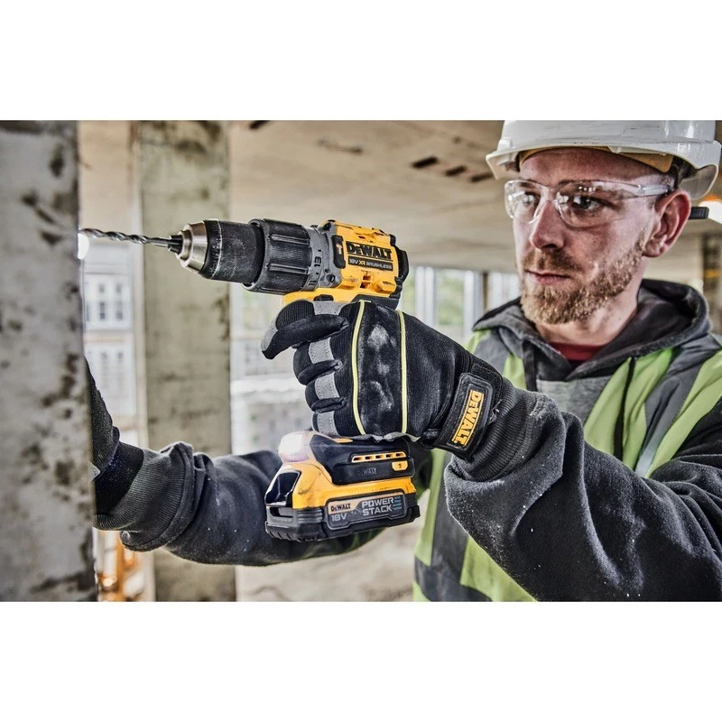Berbequim de punho de pistola DeWalt DCD805NT-XJ — 18 V sem escovas, 2000 rpm, 90 N·m, bucha de 13 mm, 1,34 kg