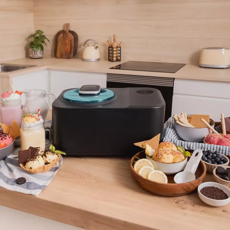 Máquina de gelados com compressor Cecotec 1,2 L 110 W preta