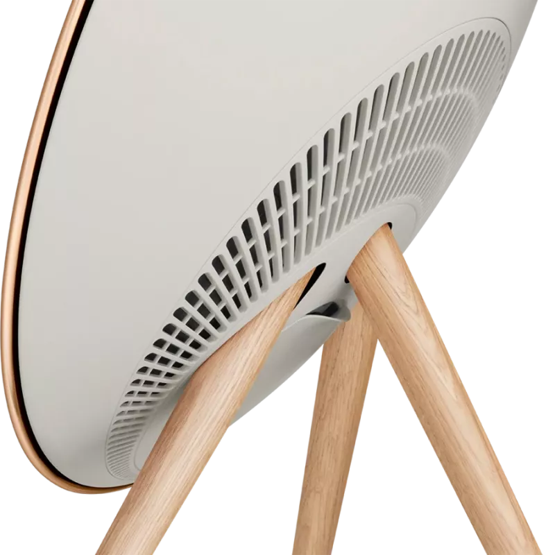 Altifalante Beosound A9 5.ª geração Gold Tone (traseira areia/tampa dourada/pés carvalho claro)