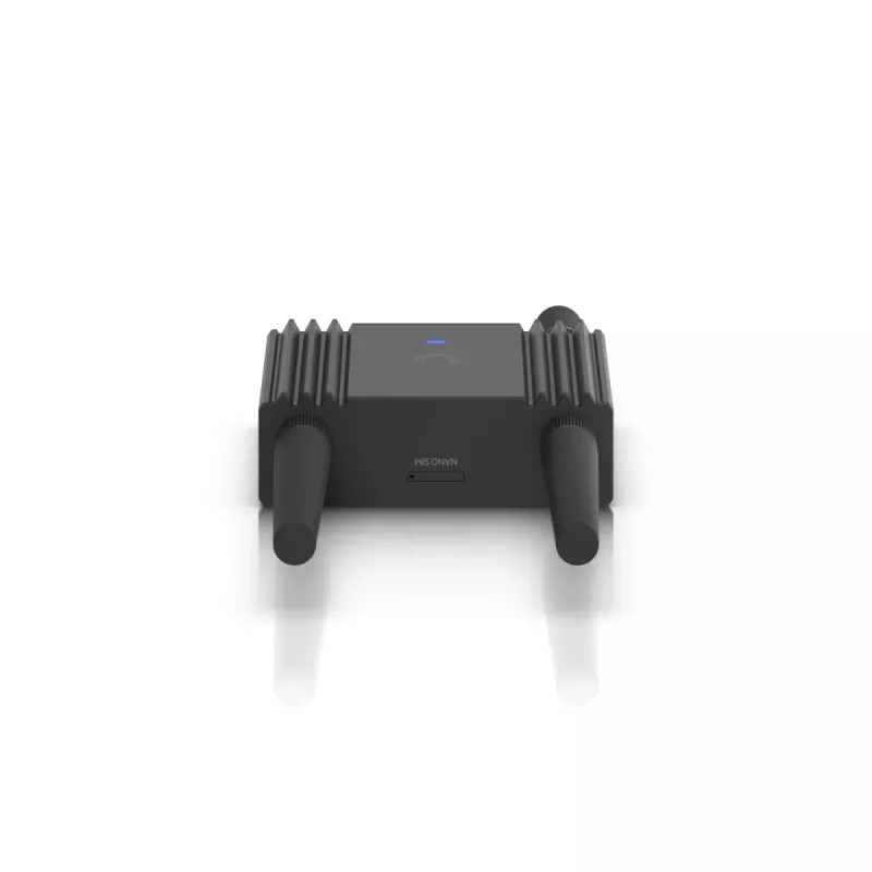 Router de rede móvel Ubiquiti UMR-Ultra — 4G LTE, NanoSIM, Wi-Fi 2,4 GHz (802.11g), 2x RJ-45, 3 antenas SMA externas, 5–30 V DC