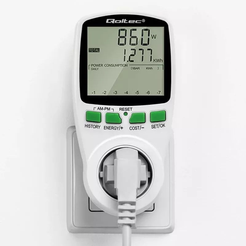 Medidor de potência QOLTEC PM0627 3680W com histórico — QOLTEC PM0627 3680W