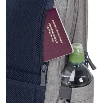 Mochila Rivacase 7760 39,6 cm (15,6 polegadas)
