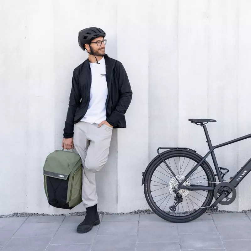 Mochila Thule Paramount Commuter 28L - preto