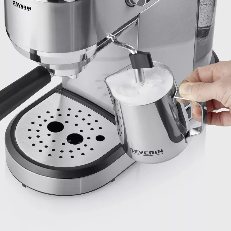 Máquina de café expresso SEVERIN Newspresa KA 5997 — semiautomática, depósito de água de 1 l, 1350 W, café moído, preto/aço inoxidável escovado/cromado