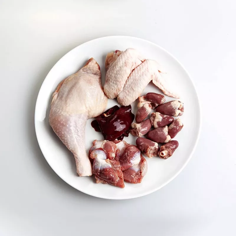 3Coty comida húmida para gatos adultos com frango e corações, 80 g
