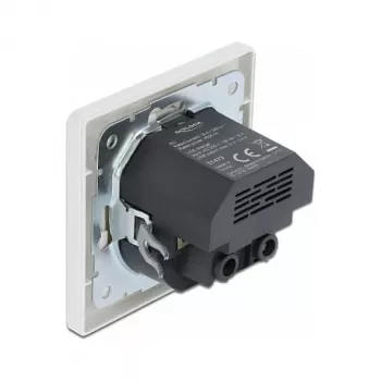 Tomada 2 x USB + CEE 7/3 DeLOCK 11473