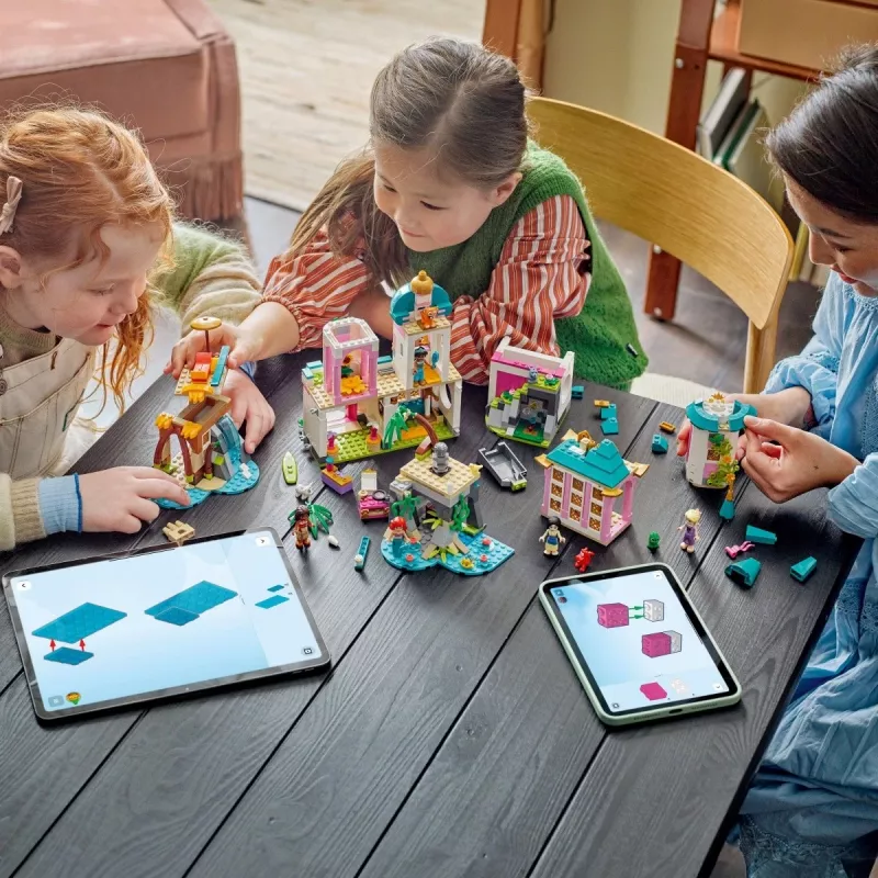 LEGO Disney Castelo da Princesa e animais de estimação reais conjunto de construção 43267 — 787 peças, 5 minifiguras, idade 6+, 320×460×100 mm