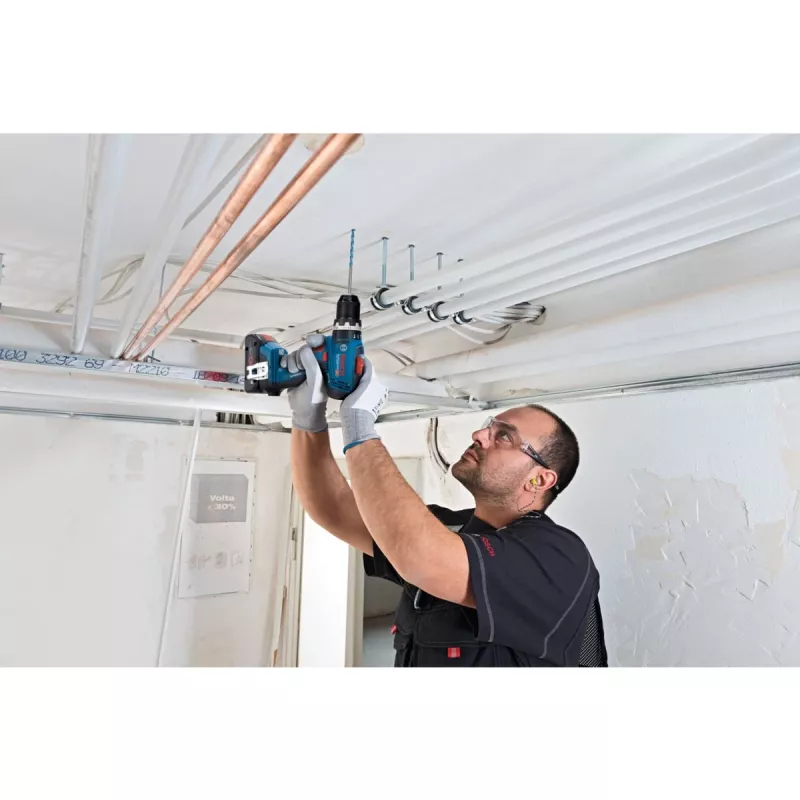 Chave de impacto sem fio Bosch GSB 18V-65 com 2 baterias de 4,0Ah e L-Case