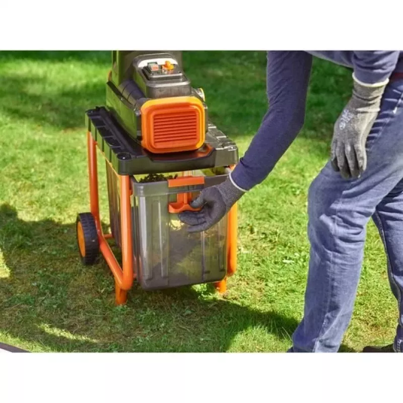 Black & Decker BEGAS5800-QS triturador de jardim 2800 W 45 L