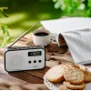 Adler AD 1907 rádio digital PLL, AM/FM, 40 estações pré-definidas, alarme com soneca, USB-C, bateria recarregável integrada, ficha de 3,5 mm, branco/preto