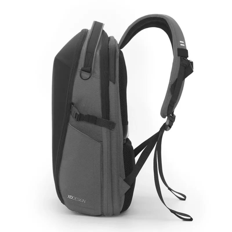 Mochila XDDESIGN Bizz cinzenta P705.932 – mochila citadina repelente à água e leve
