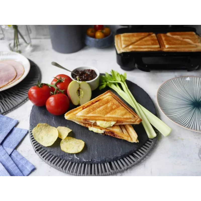 Sanduicheira Breville VST082X