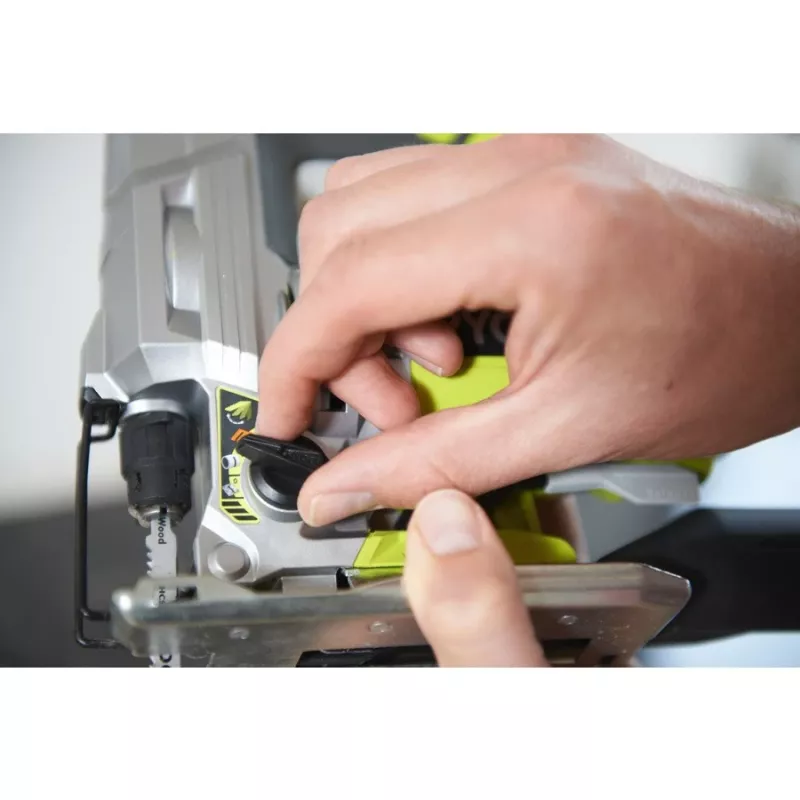 Serra de vaivém Ryobi RJS850-K 600 W 2 kg