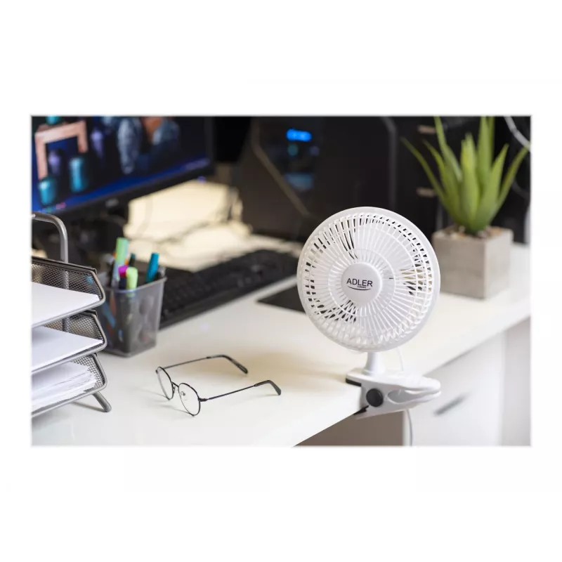 Adler | Ventilador com mola | AD 7317 | Ventilador de mesa | Branco | Diâmetro 15 cm | Número de velocidades 2 | 30 W