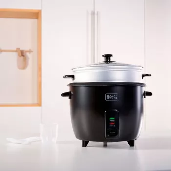 Panela de arroz Black+Decker BXRC1800E