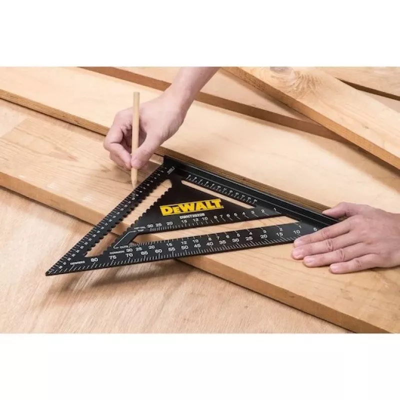 Régua DeWALT DWHT25228-0 300 mm alumínio preto amarelo