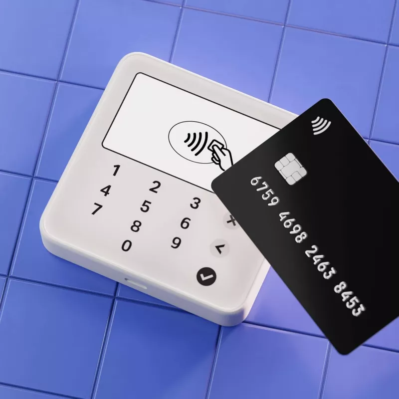 Leitor de cartões SumUp RDR-SUL-010 — pagamentos sem contacto (NFC) e com chip (EMV)