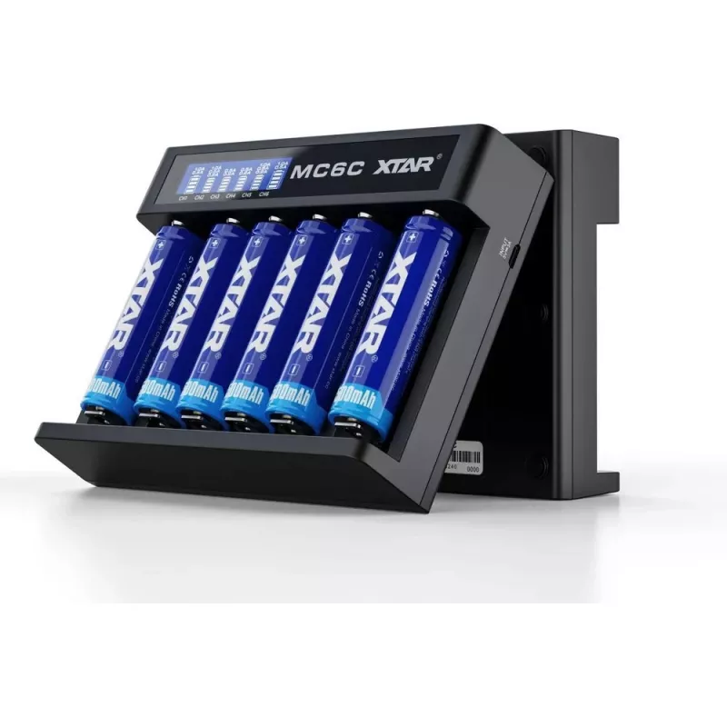 Carregador XTAR MC6C multi-slot inteligente para células cilíndricas Li-Ion, 6 slots, suporta 18650/21700/AA, entrada 5V, preto